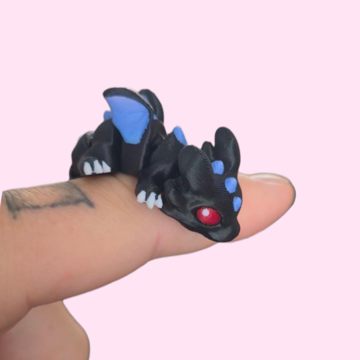 3D Printed Articulated Dragon Hatchling – Flexible Baby Dragon Toy – Fantasy Creature Gift – Poseable Fidget Toy