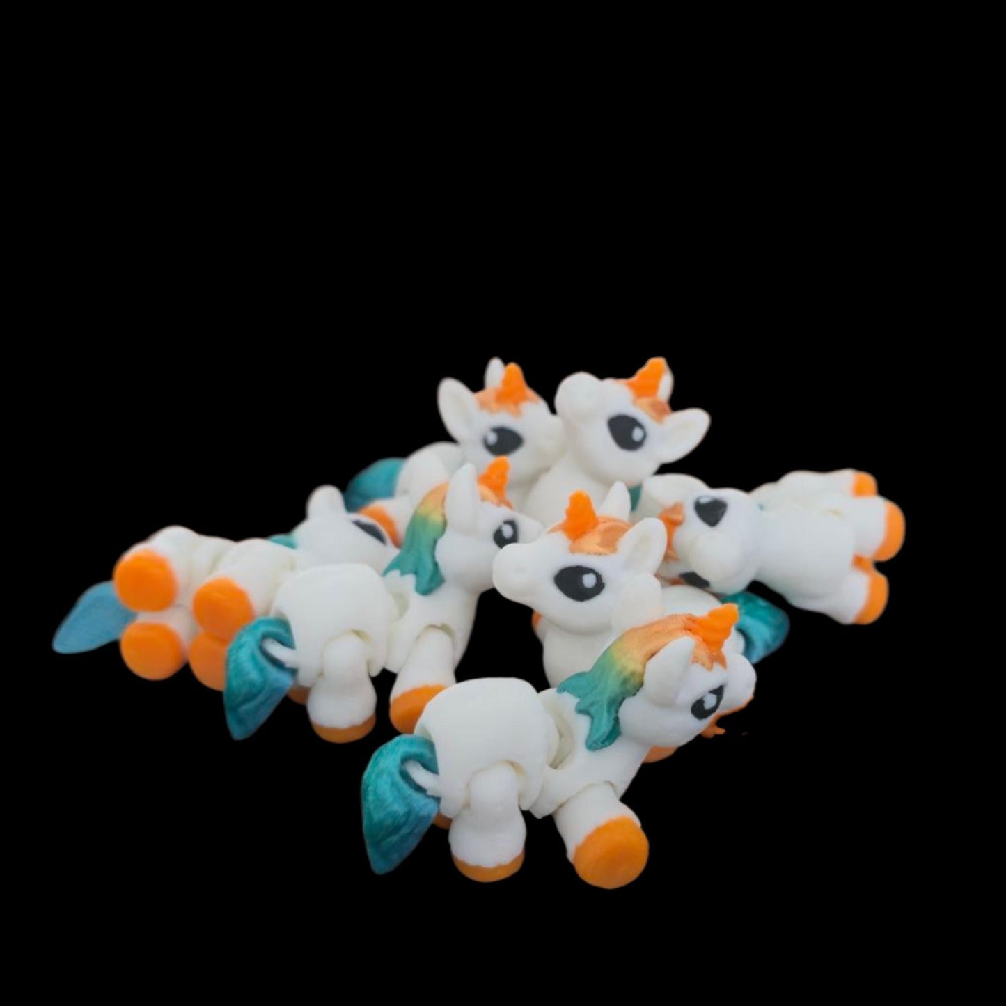 Articulated Unicorn Hatchling – Flexible Baby Unicorn Toy – Fantasy Creature Gift – Poseable Fidget Toy – Cute Desk Companion