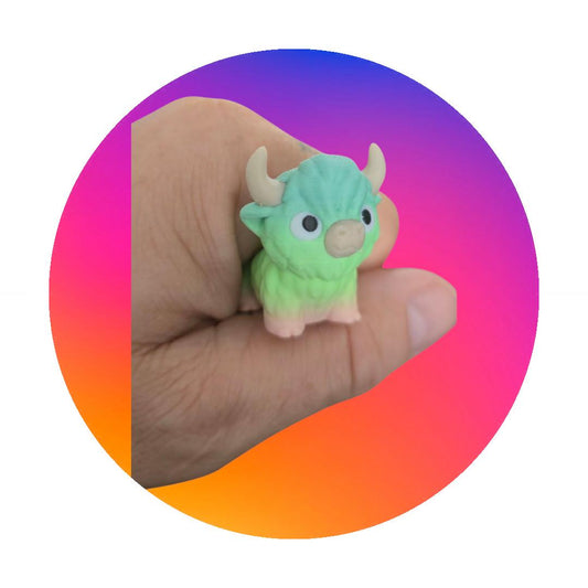 Articulated Highland Cow – 3D Printed Poseable Fidget Desk Toy for Cow Lovers