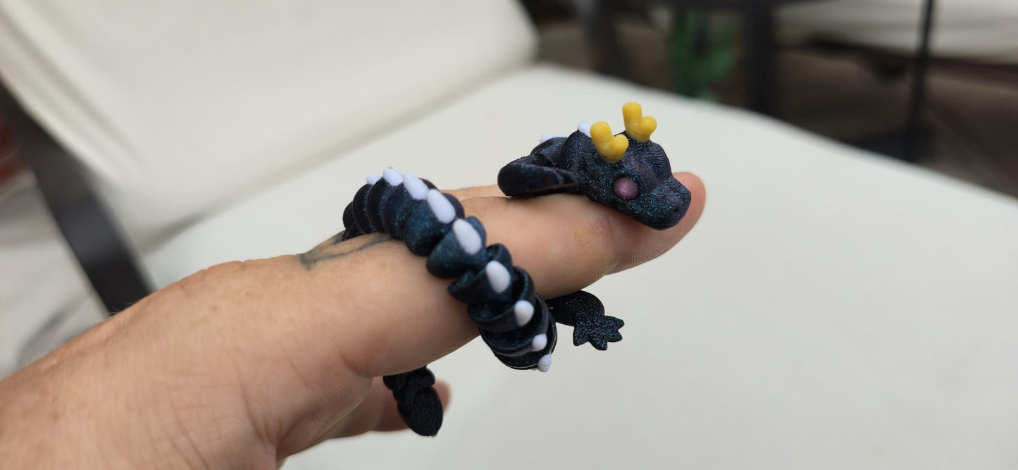 Qinglong Baby Dragon – 7" Poseable 3D Printed Dragon Toy | Articulated Collectible Figurine & Sensory Fidget Gift