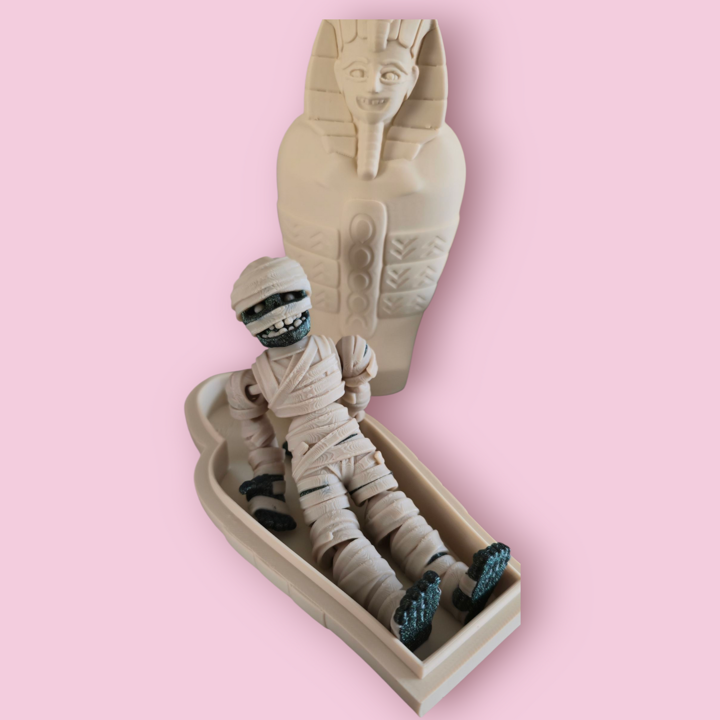 Articulated Mummy Sarcophagus ā 3D Printed Fidget Toy for Halloween, Sensory Play, & Desk Decor ā Anxiety Relief Toy ā Unique Gothic Gift