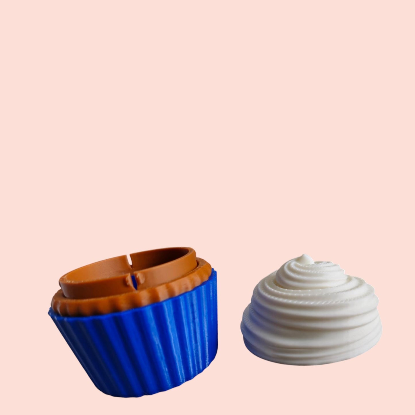 Articulated Beaver Pair with Cupcake Pod – 3D Printed Fidget Buddies & Display Container